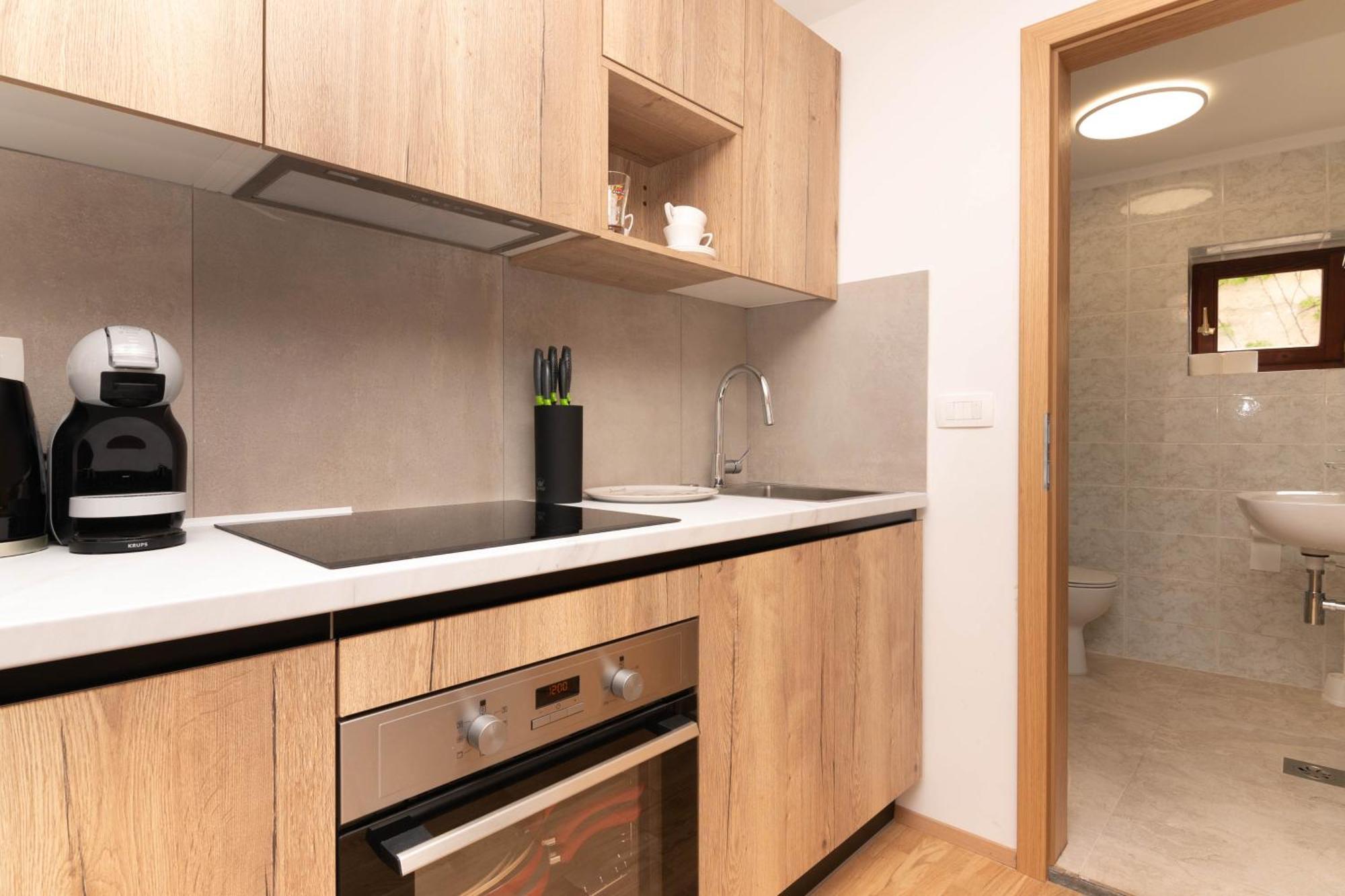 Leonel By Locap Group Piran